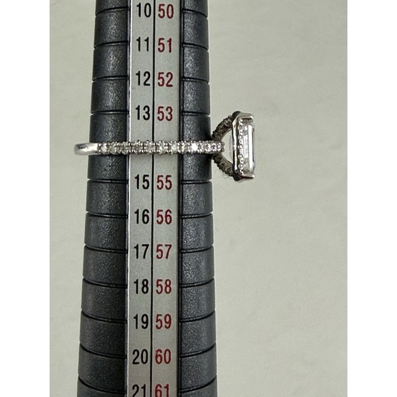 2 Ct TW Lab Grown Diamond Halo Engagement Ring Emerald Cut 14K White Gold Size 7 - Picture 7 of 9